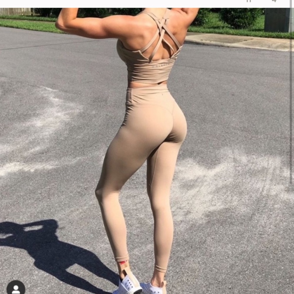 Balance leggings only size small